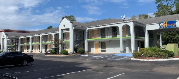 Magnolia Inn Extended Stay of Kingsland image 16