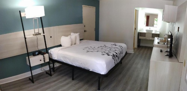 Magnolia Inn Extended Stay of Kingsland image 17